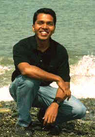 tmypic.jpg (9223 bytes)